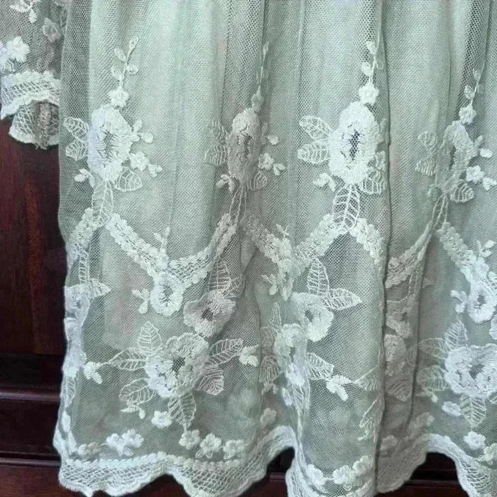 CalStyle Green Lace Women’s Dress / Size M! - Picture 2 of 9